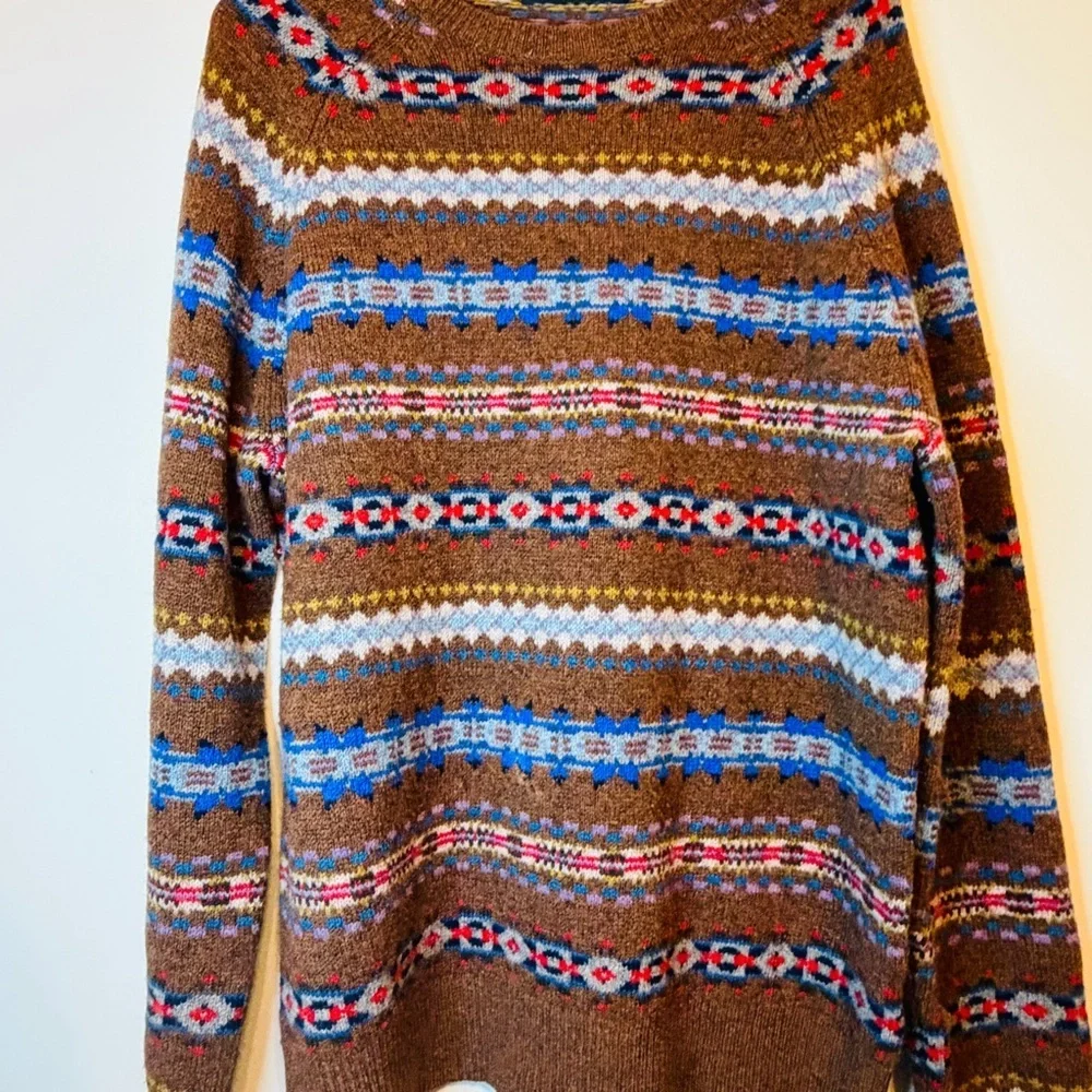 100% Lambs wool J. Crew Brown and Blue Patterned Crewneck Sweater